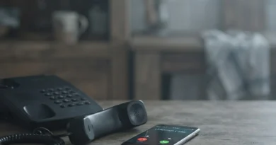 Registro opposizioni 2026 iscrizione: uno smartphone mostra una chiamata di telemarketing da numero sconosciuto